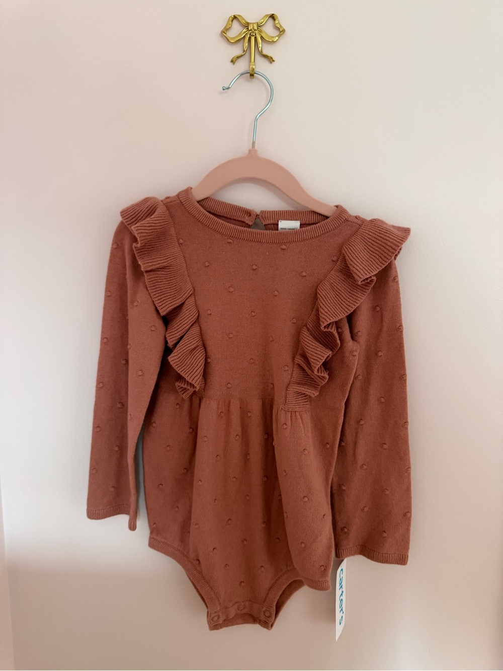 🆕 Carter’s Long-Sleeve Ruffled Romper - Picture 2 of 4